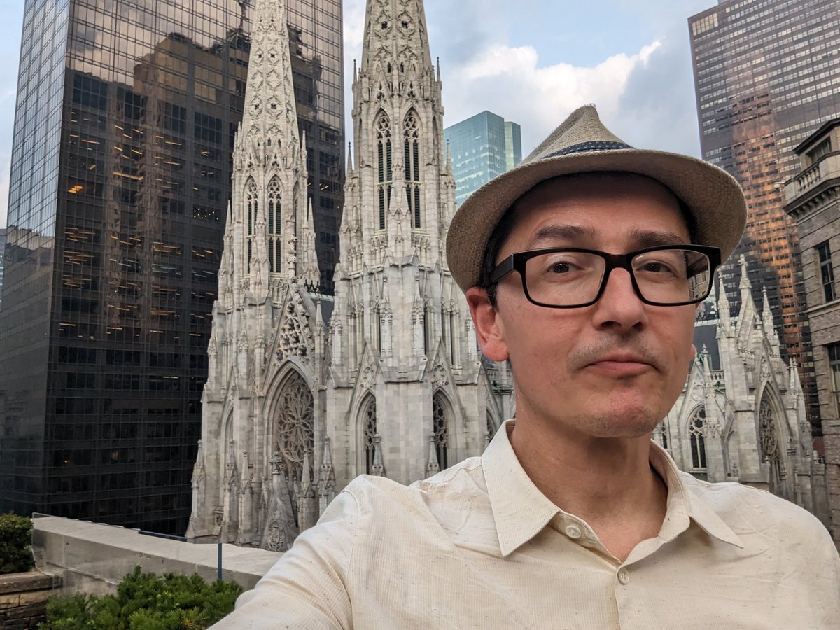 Mario Klingemann💧💦 tweet media