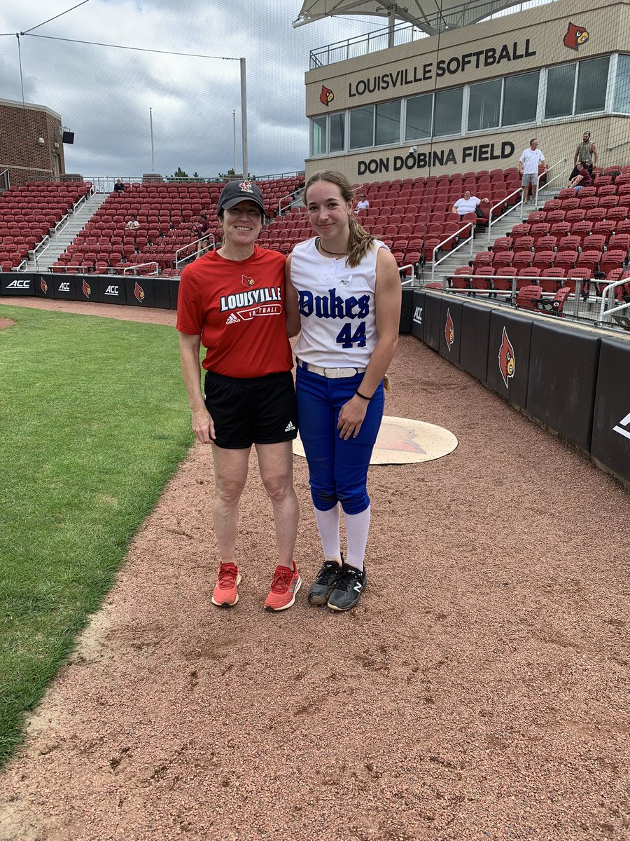 KenzieStoltz06's tweet photo. Had a great time at the @LouisvilleSB camp today! Loved the small group and thank you so much for having me! @UofL_CoachHolly @GriffJ_13 @DukesFanelli https://t.co/JvfvJfg77D