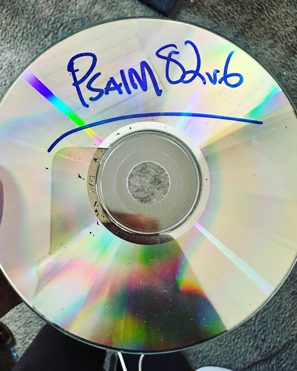 Crook 🏴🏳️🏴 tweet media