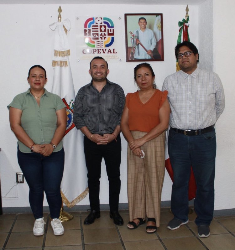 COPEVAL_GobOax's tweet photo. El día de hoy se realizó la segunda Sesión Ordinaria del Comité de Control Interno de la #copeval, presidida por nuestro Coordinador General @ElpidioJeal con la finalidad de dar seguimiento a diversos temas de desempeño institucional.
#evaluandogeneramosbienestar https://t.co/dvBKhs1lxb
