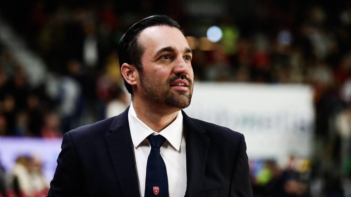 PallVarese's tweet photo. Matt #Brase non è più l’allenatore della Pallacanestro Varese.
Comunicato integrale ⬇️
https://t.co/BnbQnEO6X1 https://t.co/i1Smv5H5G0