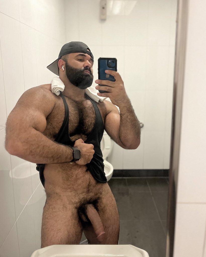 AlphaTopWolf22's tweet photo. Got a good workout in 💪🏽
Now let me workout that pussy 😈 https://t.co/1uidYHi2qC