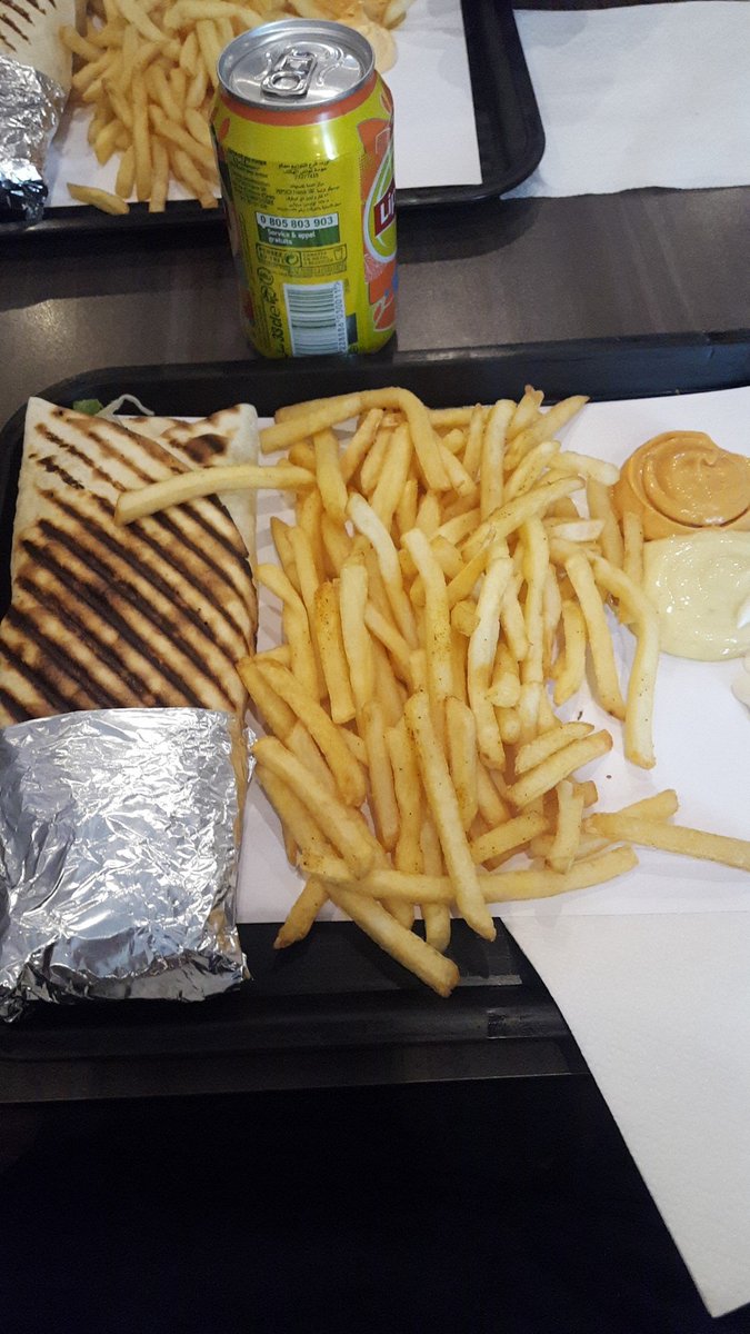 LeCritiqueur's tweet photo. Vous vous rappelez quand je notais les grecs ? C'était en 2017, regardez les prix, je veux pleurer https://t.co/LAMOozx2R4