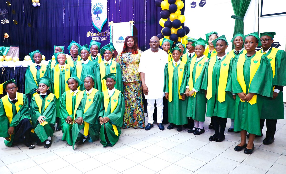 SimFubaraKSC's tweet photo. We graced the graduation ceremony of GreenOak International School Port Harcourt on Wednesday. We declared our position of providing better living standards and quality education in Rivers State. https://t.co/jhdm8aoOZl
