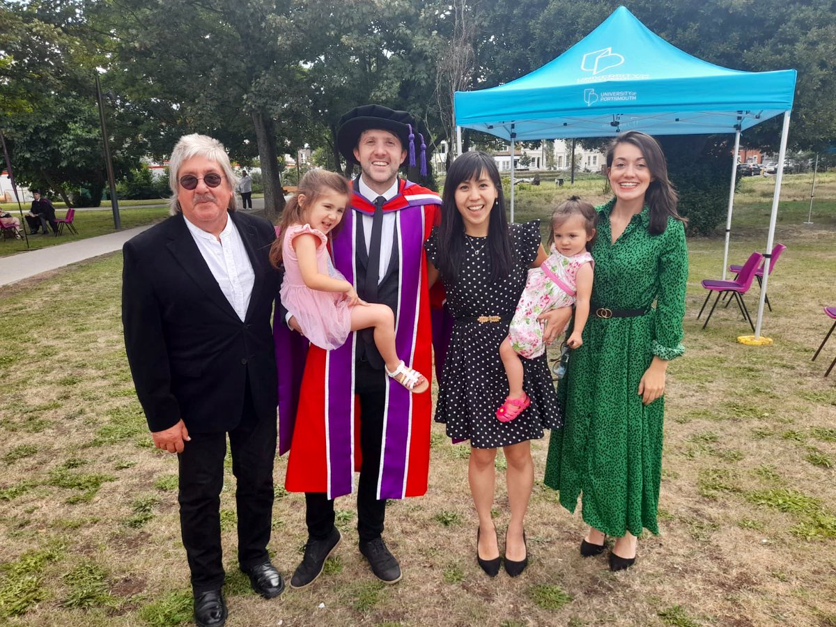 twilliams182's tweet image. A great day with friends and family.
A massive thank you once again to @JoeCostelloPhD for all the help, guidance and support over the last few years. A big thank you also to everyone else who has helped me along the way.