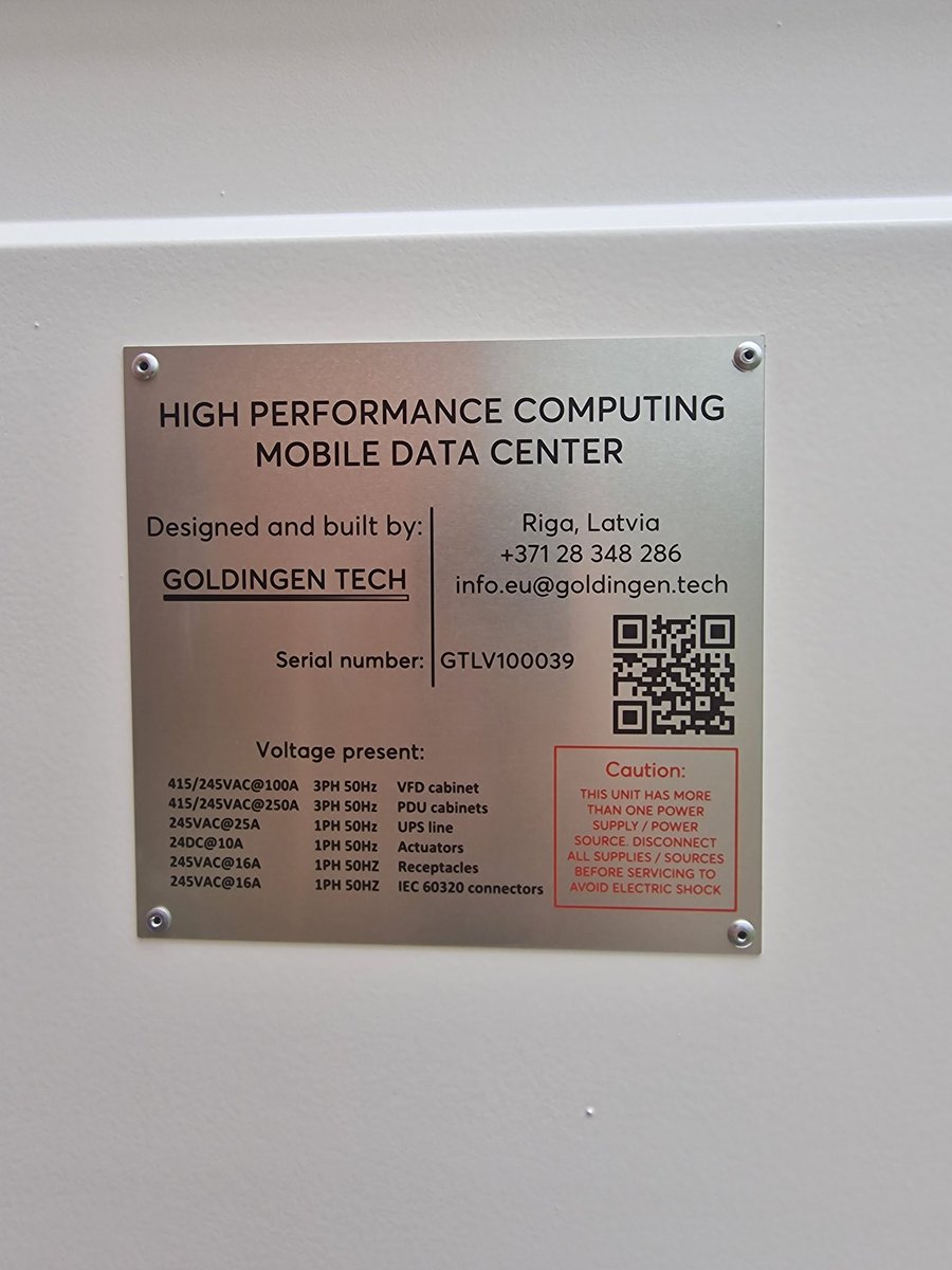 GoldingenTech's tweet photo. Final testing phase before deploying the 240kW immersion cooling High-Performance Computing (HPC) data center to our customer site in Norway. This cutting-edge facility incorporates an innovative heat reuse system, the proof of concept for a vertical hydroponic greenhouse. https://t.co/wI0MdtILTg