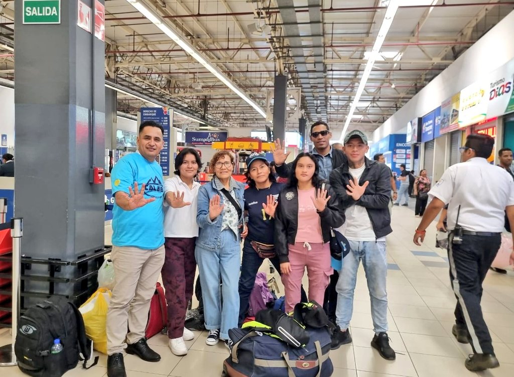 AdventistaMiCOP's tweet photo. 🔰Jóvenes y adultos del Callao B, listos para cumplir con la misión y dejar huella 🖐🏻en  @adventistamno , "porque #MisionCaleb  es un estilo de vida 😃y no importa el tiempo que tengamos que viajar" ; fueron las palabras de uno de los participantes al proyecto 
#CalebOmega #RID https://t.co/sgEDEzuPgf