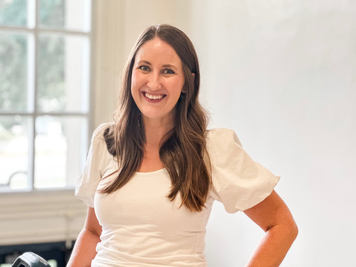 Keith and I are excited to welcome Mrs. Abby Holzinger to our administrative team! <a href="/FCPSRegion1/">FCPS Region 1</a> #newAP #OurOakton