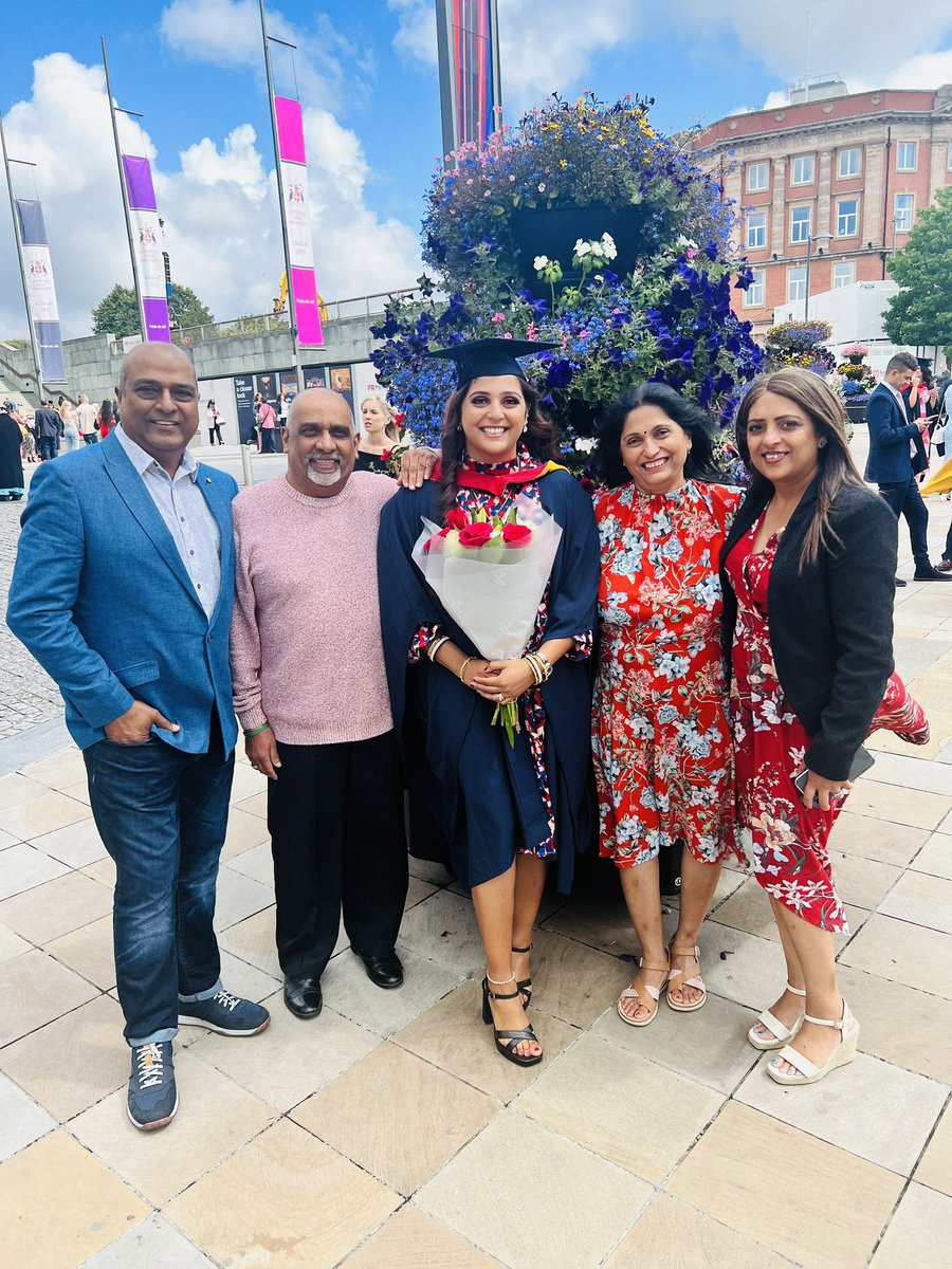 MrsPatidarteach's tweet photo. I’ve had the best day celebrating with my family! Officially a PostGrad 👩🏽‍🎓👩🏽‍🏫🍎 Thank you for all of your support and motivation this year! It definitely takes a village! 😉🥰 #Teacher2023 #pgce #Grad2023 #ECT @HopeSchoolofEd @ManchesterSCITT https://t.co/la7kyPOdR1