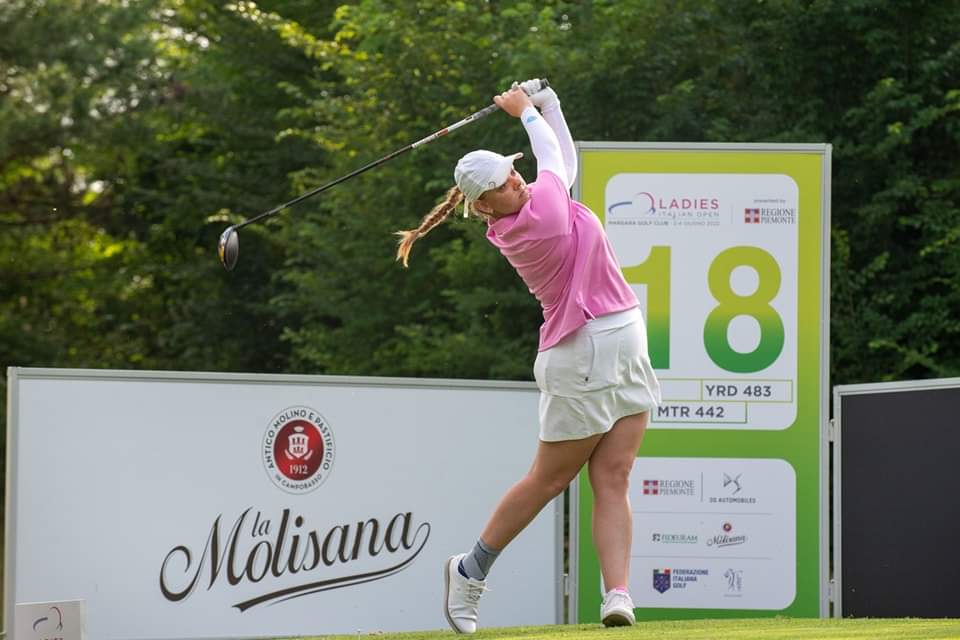 FederGolf's tweet photo. ๐ Links Series Ramside Hall
Dopo il primo giro in Inghilterra in testa ๐ฎ๐ช #Walsh con -4, 2/e ๐ด๓ ง๓ ข๓ ฅ๓ ฎ๓ ง๓ ฟ #Price, ๐ณ๐ฟ #Keh, ๐ช๐ธ #DiezMoliner, ๐ช๐ธ #Perez, ๐ฆ๐บ #Bunque e ๐ฆ๐บ #Bennett (-3).
๐ฎ๐น #DeMartini 32/a con +2, #ColombottoRosso 47/a (+3), #Spiazzi e #Fornara 71/e (+6), #Flori 87/a (+7) https://t.co/fxEZDcOR5Y