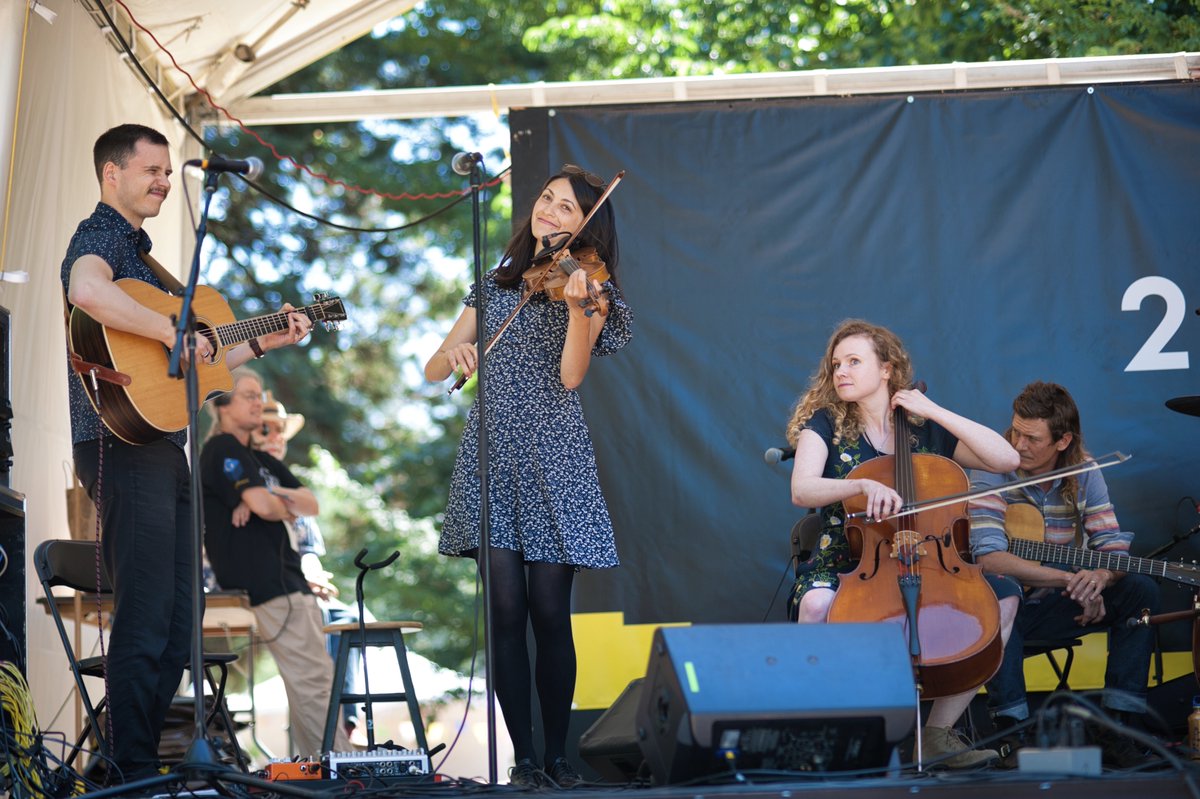 Thank you to the @VanFolkFest and to everyone who came out on Saturday! 🎶☀️ What a beautiful festival with wonderful people! Special thanks to the amazing organizers, volunteers, sound & stage crews and all who made the festival happen ❤️ 📷: @lorandphoto