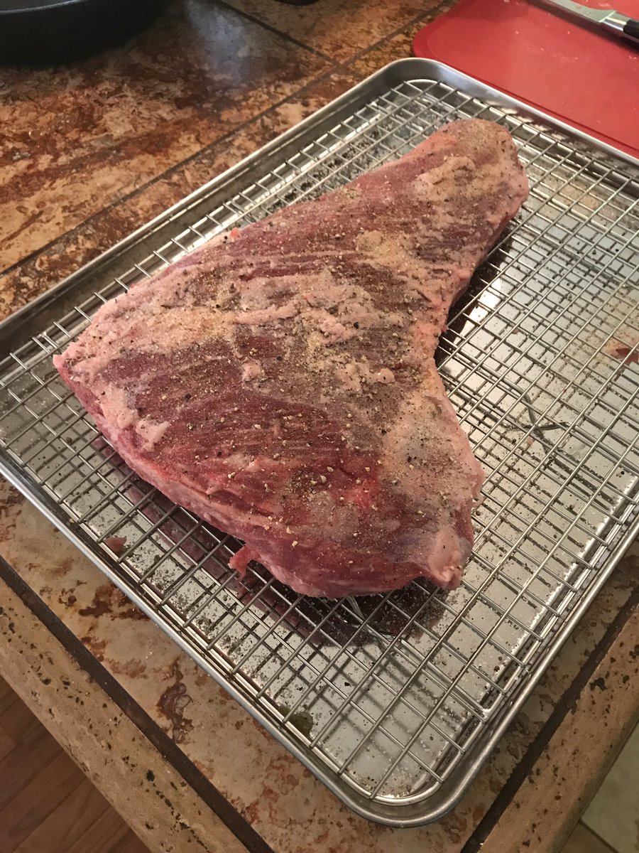 GreenLight2504's tweet photo. Ready for the smoker. https://t.co/dJV0DruDwK