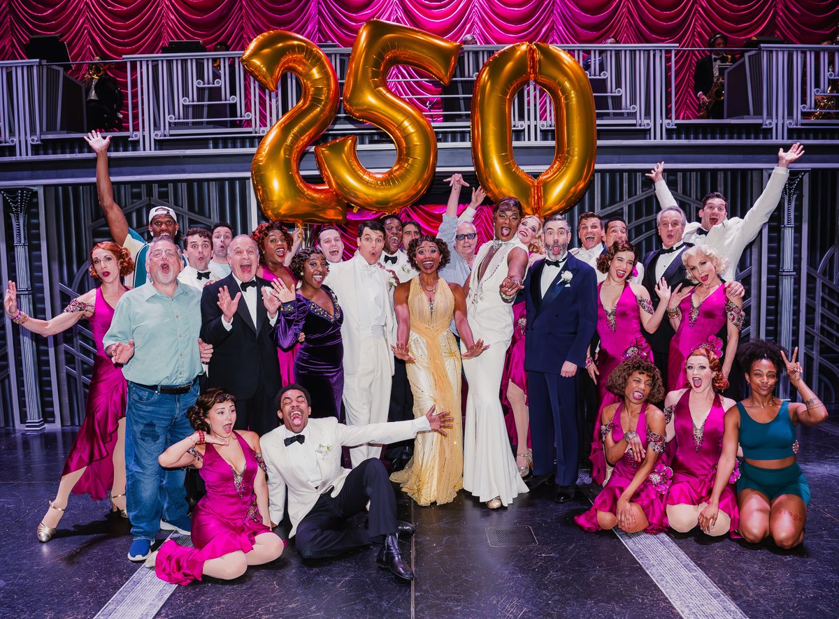 We're raising a glass to 250 performances on Broadway! 🍸 #SomeLikeItHotMusical