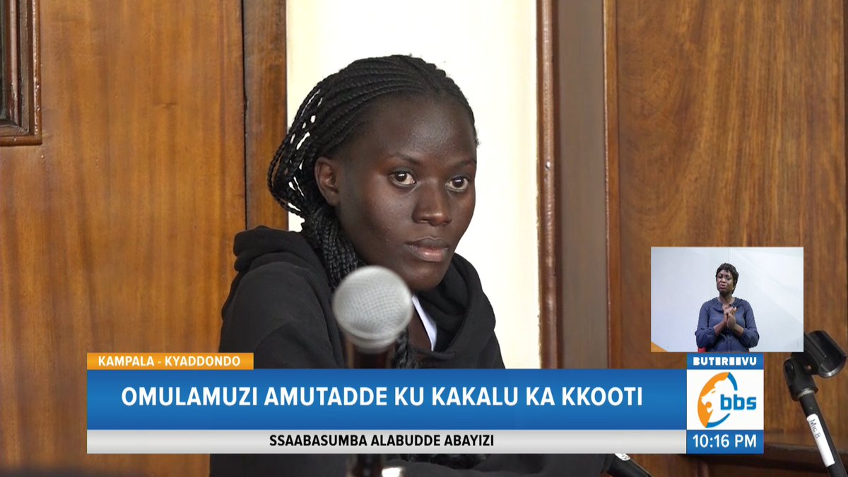 bbstvug's tweet photo. Omulamuzi w’eddaala erisooka ku kkooti ya Buganda Road mu Kampala, Ronald Kayizzi ayimbudde eyali omukozi wa Kampuni ya Flori Investments Limited, Nakayenga Latifah ku kakalu ka kkooti ka bukadde bubiri ez’obuliwo era n’okuwaayo Paasipooti ye eri kkooti.
Omulamuzi Ronald Kayizzi okukkiriza Nakayenga okweyimirirwa, kiddiridde munnamateeka we Luwambya Musa okusaba omulamuzi akkirize omusango guno bagumalire wabweru wa kkooti oluvannyuma lw’okukkaanya kwebabadde batuuseeko wakati w’enjuyi zombi. #BBSKATI #BBSGambuuze #BBSAgeesigika