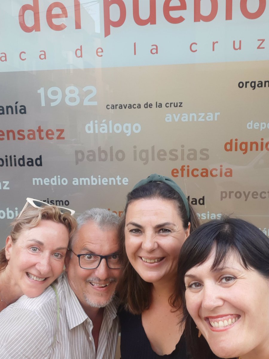 Gloria Gómez Sánchez (@gloriapim) on Twitter photo ¡Qué alegría conocer a compañeros madrileños, que pasan por la puerta de la Casa del Pueblo de <a href="/PSOEdeCaravaca/">Socialistas Caravaca</a> y no pueden evitar entrar!
<a href="/AlfonRoldan/">Alfonso Roldán</a>, para <a href="/soria_mj27/">María José Soria</a> y para mí ha sido un placer charlar un rato, aprovechando vuestra visita a Caravaca de la Cruz.
¡Volved pronto! ¡Qué alegría conocer a compañeros madrileños, que pasan por la puerta de la Casa del Pueblo de <a href="/PSOEdeCaravaca/">Socialistas Caravaca</a> y no pueden evitar entrar!
<a href="/AlfonRoldan/">Alfonso Roldán</a>, para <a href="/soria_mj27/">María José Soria</a> y para mí ha sido un placer charlar un rato, aprovechando vuestra visita a Caravaca de la Cruz.
¡Volved pronto!