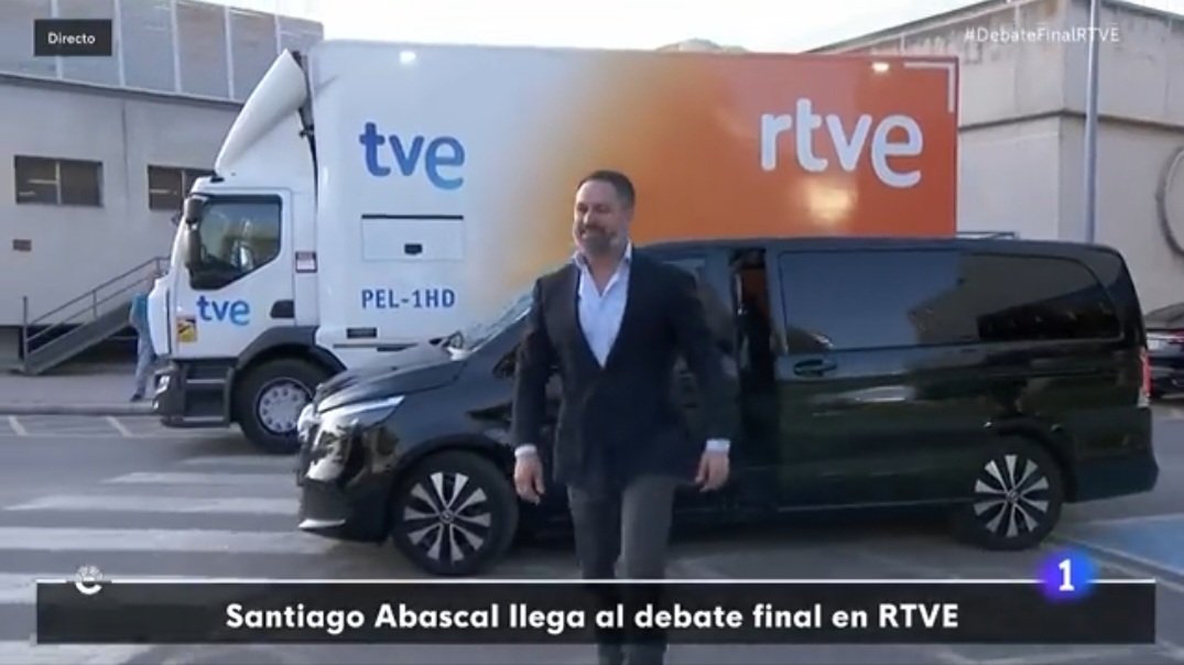 Celia López tweet media