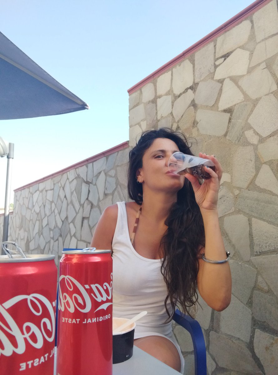 45 gradi #serenamaffia #SerenaMaffia #serena #cocacola #chesete #troppocaldo