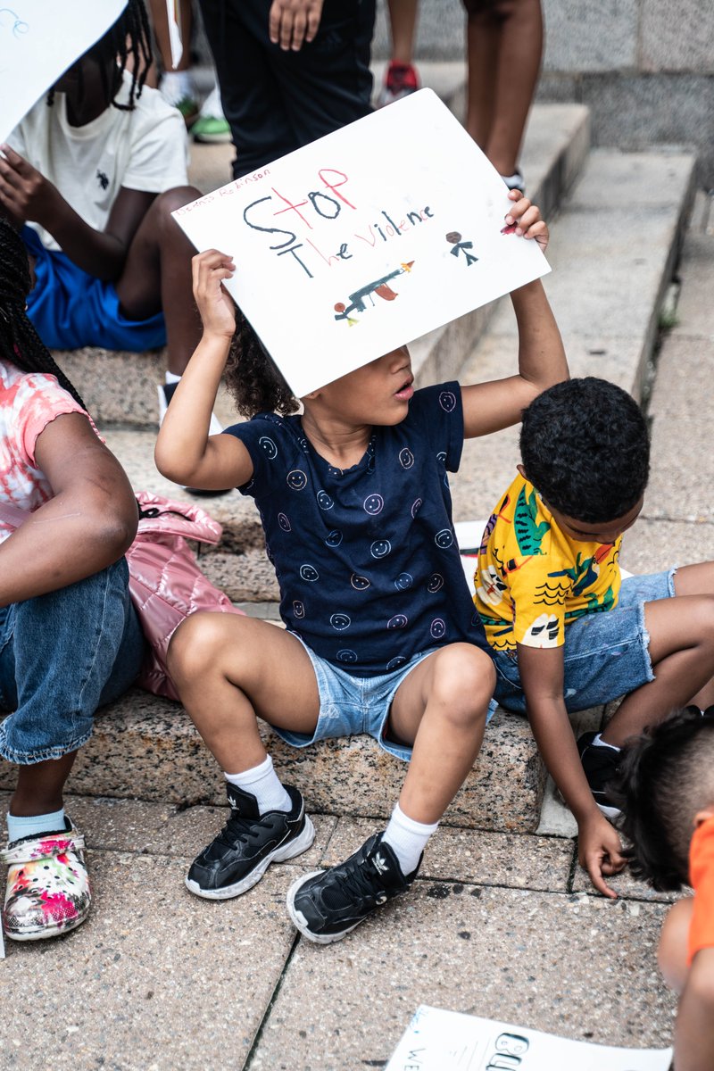 StLukeCDC's tweet photo. St. Luke CDC's Freedom School & K3 participated in the National Day of Social Action. Scholars & campers held a peaceful protest at Paterson's City Hall demanding an end to gun violence. #nationaldayofsocialaction #EndGunViolence #savekidsnotguns
@ChildDefender
@kdrclayton https://t.co/ryCs5ptfwB