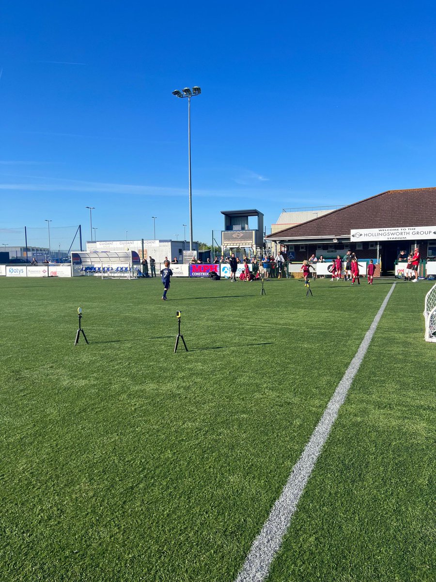 airbusacademy's tweet photo. Tonight was the turn of our 9s, 11s, 13s and 14s to take part in their 'Profiling Testing' with our medical staff 🏃 #flexibility #speed https://t.co/Zv3dT6jRtS