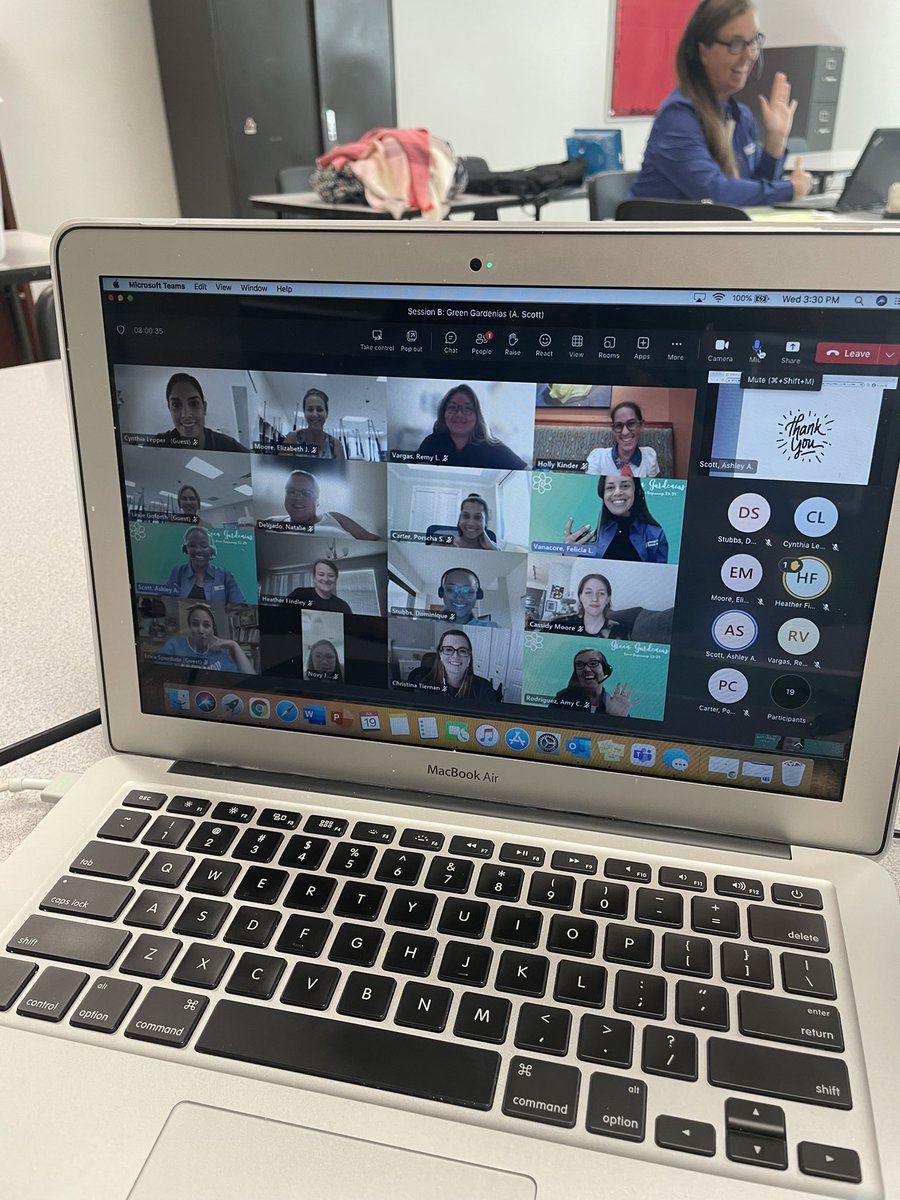 Ms_Vanacore's tweet photo. What a successful Day 1 of Session B for these amazing educators in the Green Gardenias! We are so grateful for everyone being so flexible and patient while we worked through technology!! 🤪 @ocpsPL #Ocpsinduction https://t.co/AoPvVHddMj