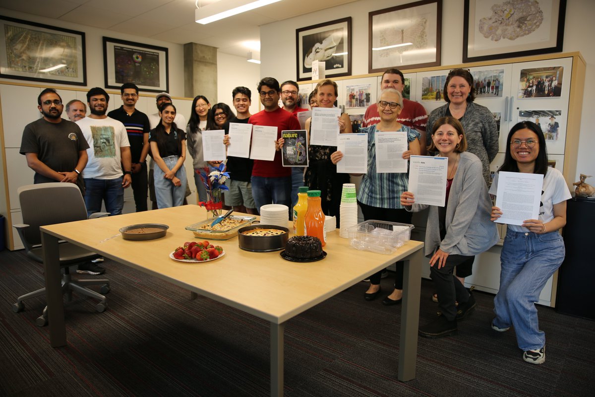 Proud to announce that many papers from <a href="/cnscenter/">CNS Center</a> contributors have been #published today as part of the <a href="/_hubmap/">Human BioMolecular Atlas Program (HuBMAP)</a> paper package release: bit.ly/44Ovy0A. Congrats! Stay tuned as we highlight them all, soon! <a href="/Nature/">nature</a> #HuBMAPNature23 <a href="/IULuddy/">IU Luddy</a> <a href="/katycns/">Katy Borner</a> @_bh2 <a href="/AndreasBueckle/">Andreas Bueckle, PhD</a>