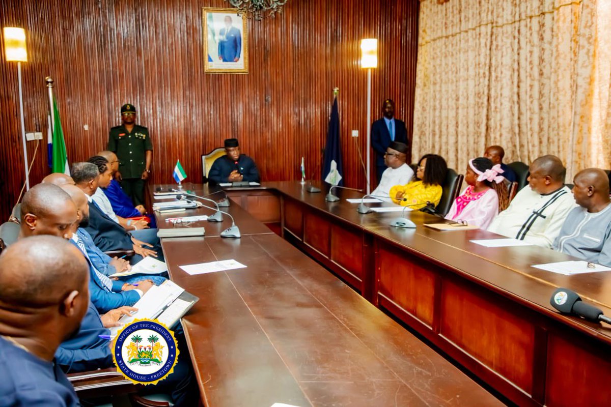 julius_maadabio's tweet photo. Today, I received the Certificate of Return from the @ECsalone Chief Electoral Commissioner and Returning Officer Mohamed Kenewui Konneh and his delegation. 

I  re-dedicate our victory at the June 24th, 2023 polls to the great people of #SierraLeone, who for their confidence in our result-oriented leadership re-elected us to lead our nation for another term of 5 years. 

I reiterate our commitment to continue to serve Sierra Leone with passion and sincerity of purpose.

#SierraLeoneDecides2023🇸🇱

#SLPP4DEVELOPMENT

@Presidency_SL
