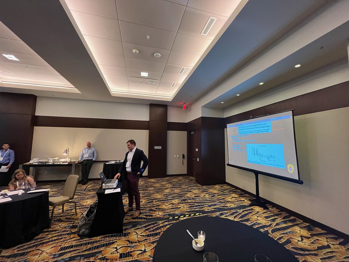 UW_SportsMed's tweet image. A successful AOSSM 2023 meeting in the books! We enjoyed engaging with our Big 10 program colleagues, and educating/learning “game changing” advancements moving the world of sports medicine forward! #AOSSM2023 #sportsmedicine