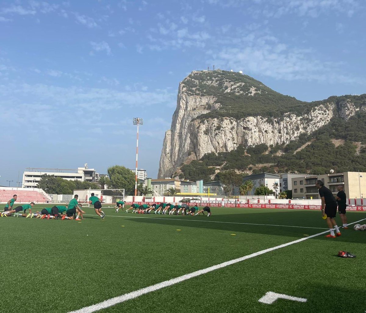 Fdez4Dani's tweet photo. La importancia de introducir juegos cooperativos en un equipo de fútbol. MD -1. 
@EuropaFC @berlanga_06 @AlvaroRami97 @Benjamin_parody https://t.co/G5Ea0SvnmH