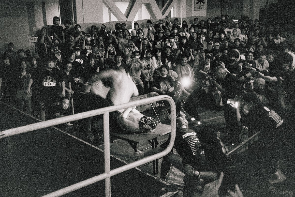 zacxwolf's tweet image. Got to go to the @njpwglobal  show on July 5 at Korakuen Hall, just got film back from that trip so enjoy these photos!