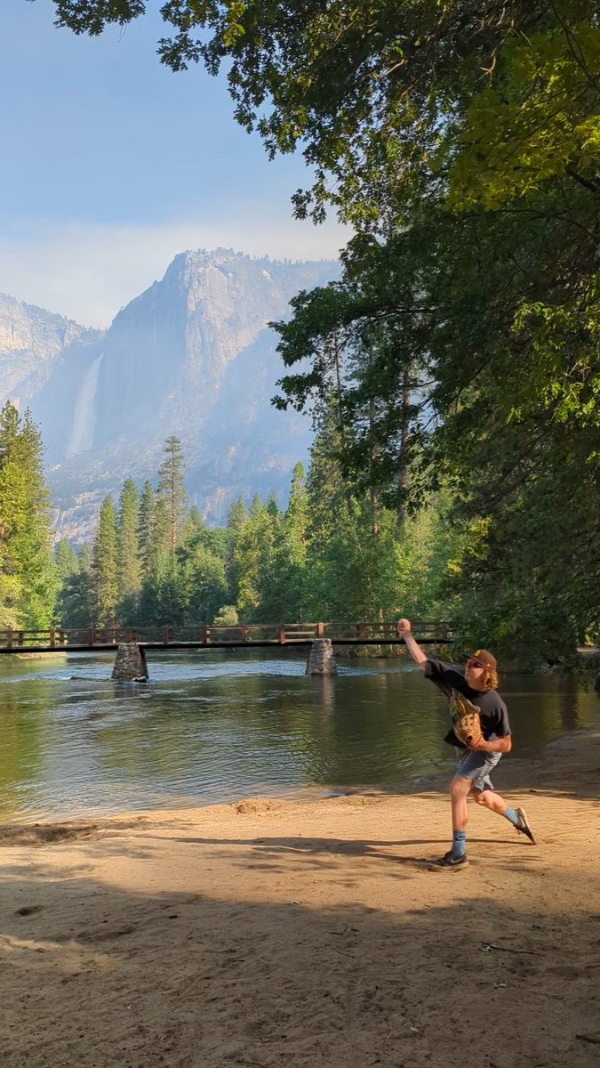DillonRFoster's tweet image. Tossin' in Yosemite. #nodaysoff @BUncommitted @bpasportsgroup @CoastRecruits @FlatgroundApp @phpatriotsbsbl @UnionBsbSystems @