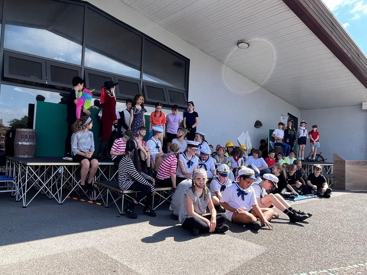 Ashcombe School tweet media