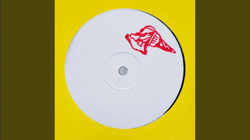 #NightVibe | Corbi - Kraken
[Selected by Flavio #THEPUSHER]
Listen: bit.ly/3DeZ6bX