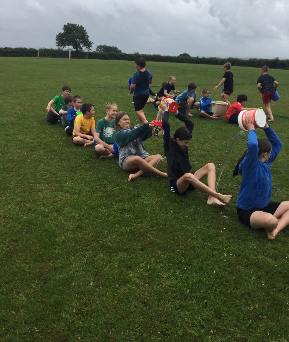 ysgolbrynconin's tweet photo. Plant Dosbarth Rhuddem yn mwynhau gweithgareddau adeiladu tim fel rhan o waith yn yr awyr agored Dydd Mawrth, 18fed o Orffennaf. Lwcus bod pawb wedi dod a dillad sbar!
@PembsOutdoorSch https://t.co/CcHM3m3SWR
