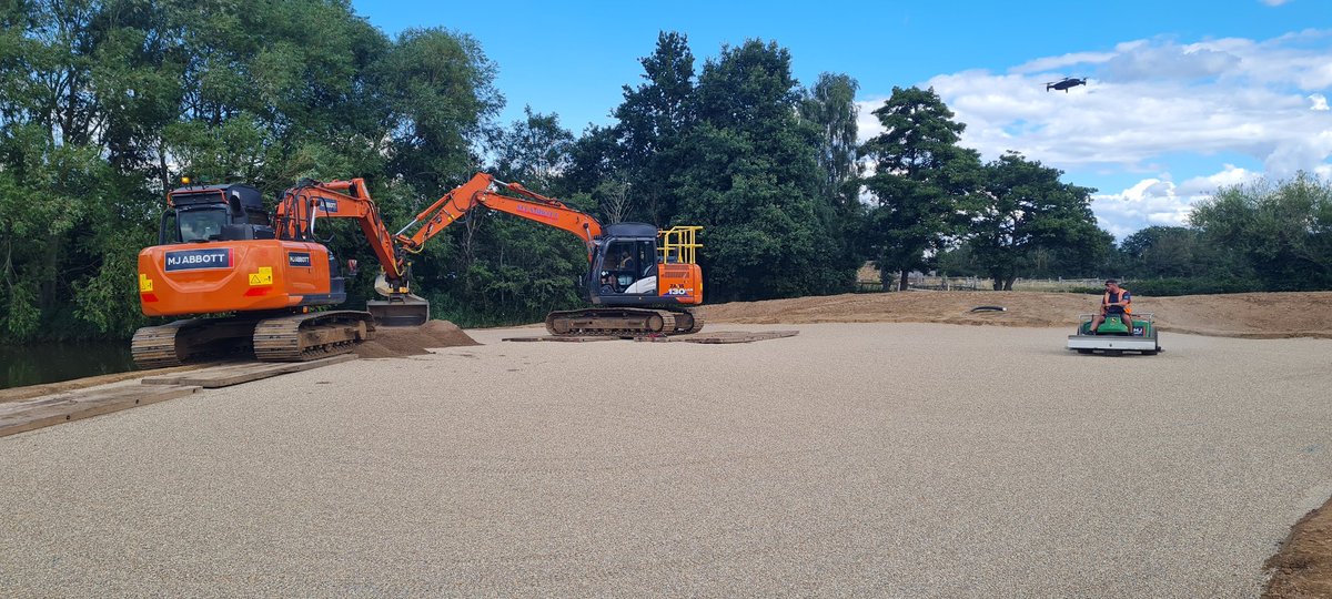 The Dimpled Egg tweet media