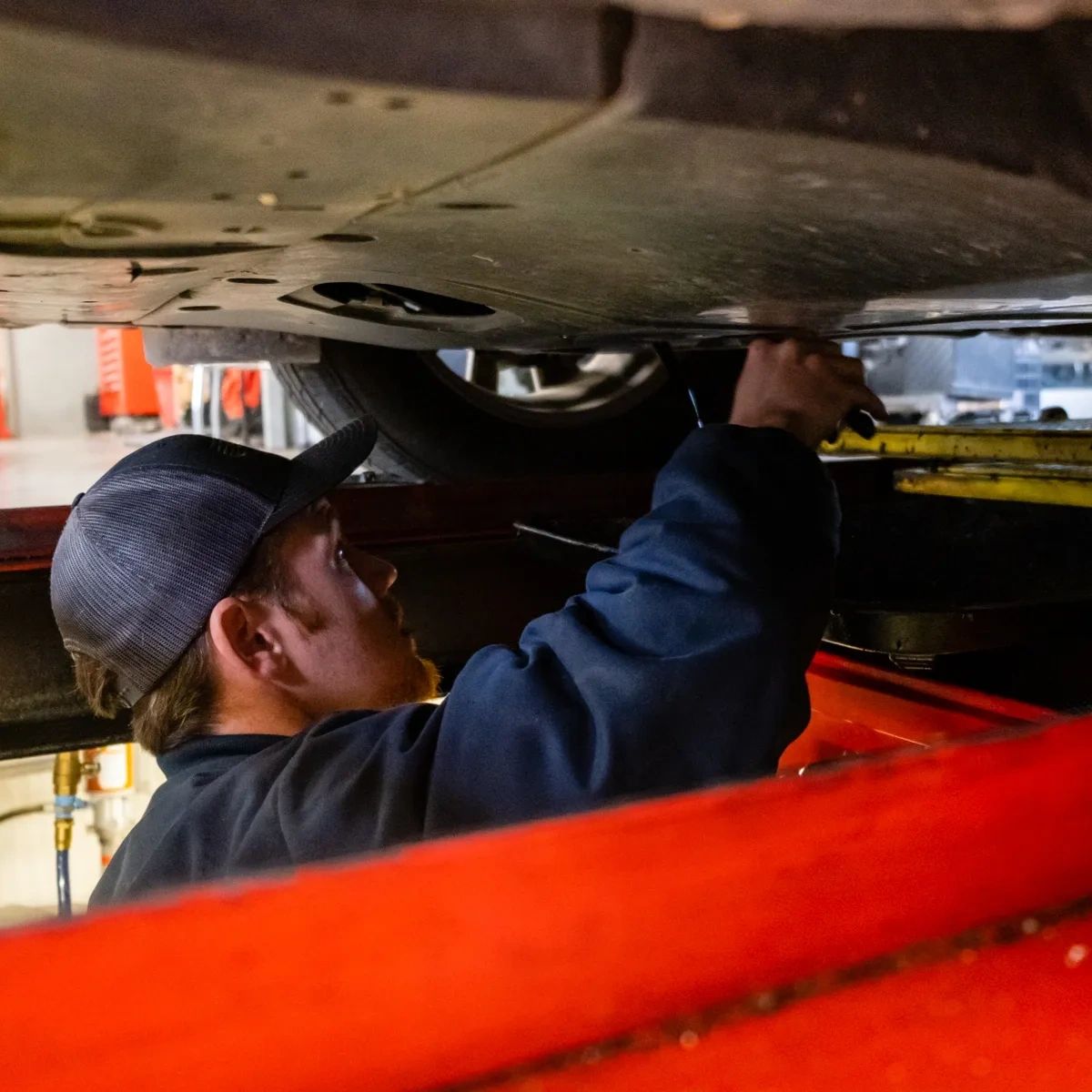 FastLaneAutoCC's tweet image. We know your time is valuable, which is why we prioritize getting you back on the road as quickly as possible. From oil changes to mechanical repairs, we&apos;ve got you covered! Come experience our efficient service for yourself. #FastLaneAutoService