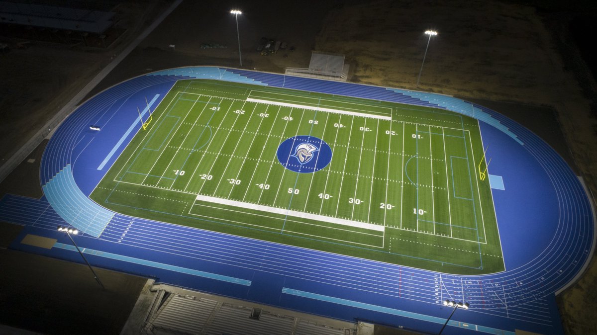 Kicking things up a notch... 👀... 👟&amp;⚽🏟️=💙

@DSU_Trojans 
#DSUTrojanPride
#DSURising
