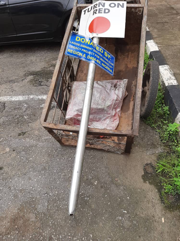 Mr_JAGs's tweet photo. FLASH: Lagos State Taskforce in collaboration with the Transport Operations Compliance Unit of the Ministry of Transportation has nabbed some fake enforcement personnel at different parts of Agege, for illegal enforcement operations.

#SecureLagos 

@jidesanwoolu https://t.co/C7jR9zrrQA