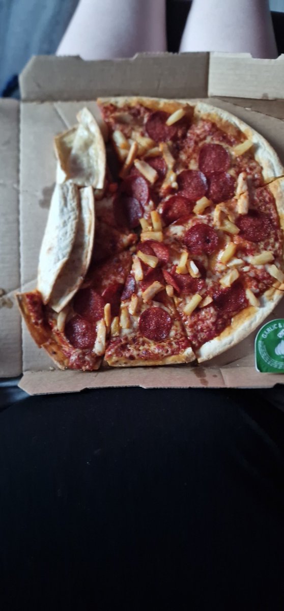 kimmiewa's tweet photo. What the hell @Dominos_UK , forgot the quality check? 😆 https://t.co/9vS4RFLx6q