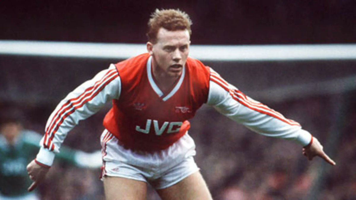 robertmdaws's tweet photo. #PerryGroves . The @Arsenal midfielder played for them between 1986-1992 . He made 203 appearances , scoring 28 times
@touchofpowder7 @Wrightie7 https://t.co/WiW1qQRXGm