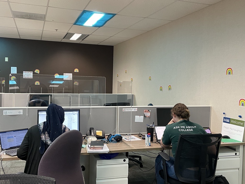 Summer transition programming is in full swing! Tech-connected transition coaches are providing incoming college freshmen with important resources and support all summer long. ☀️