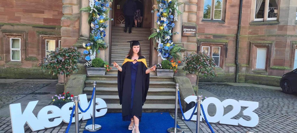 shelldabird1's tweet image. Class of 2023 - The proudest day of my life 👩‍🎓 Well done Liv ! You’ve achieved so much….reach for the STARS 
BA Hons Psychology and Criminology @KeeleUniversity