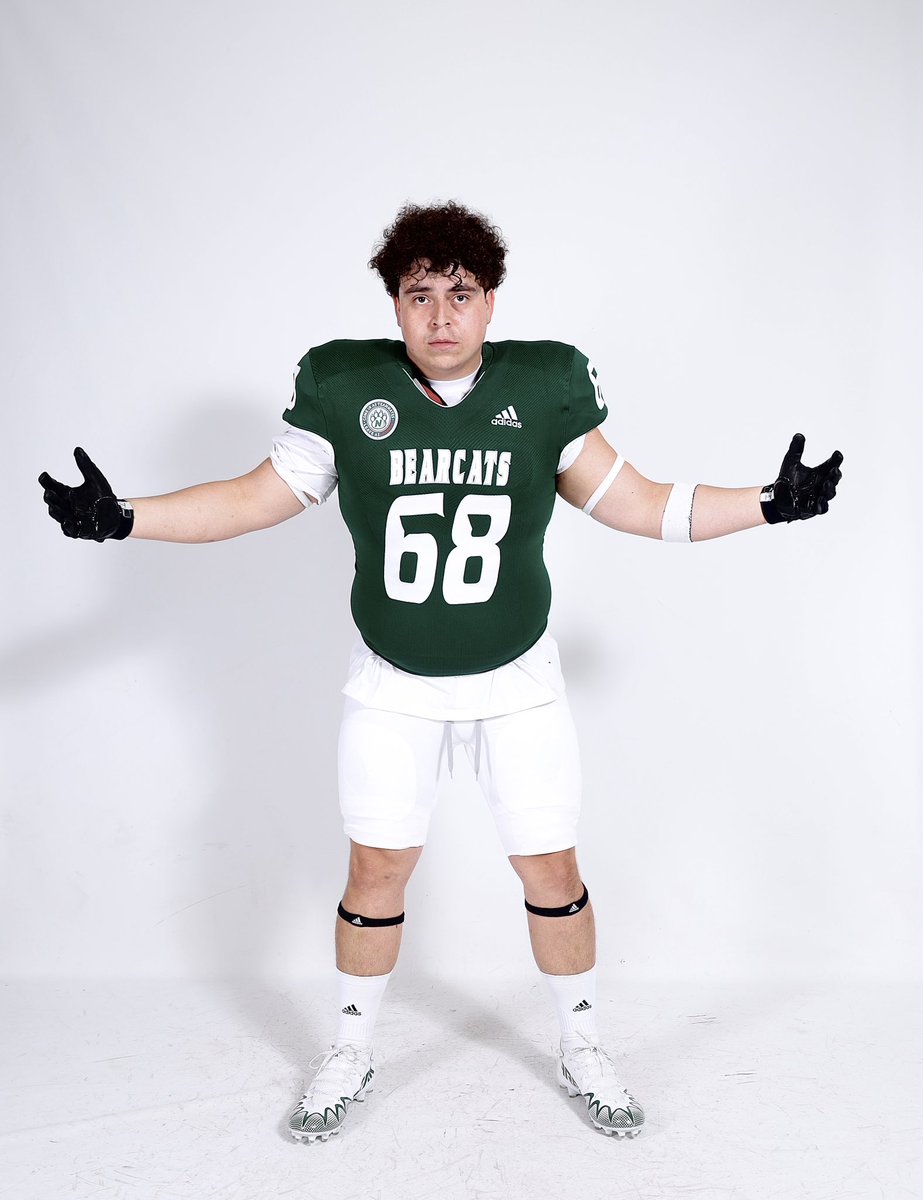 adanRrodriguez's tweet photo. Had a GREAT visit @NWBearcat_FB https://t.co/sCiyNufaGM