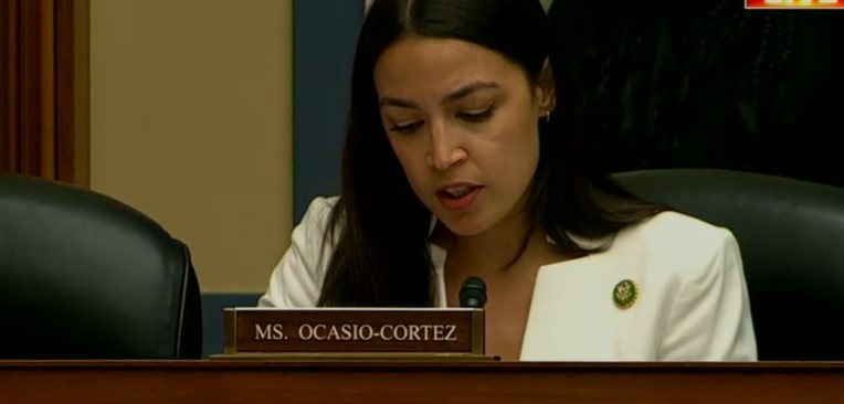 RT @Politics_PR: AOC Just Called For An Investigation Into Ivanka Trump For Fraud https://t.co/tfpZOBGMvZ https://t.co/sUh8rdbveC