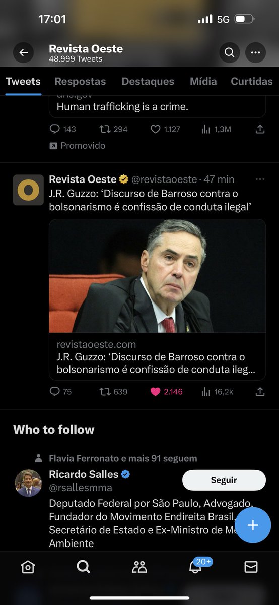 EduGiraoOficial's tweet photo. PALANQUE DA UNE:O ELO ENTRE O PL DA C3NSUR4 E O “TRIO COINCIDÊNCIA”? Quase passou despercebido quem estava presente na  grave fala do min Barroso;além do militante,os tbém políticos dep Orlando Silva e min da Justiça Flávio Dino! Orlando é relator do famigerado PL q quer calar brasileiros,Dino além de criar uma espécie de “Ministerio de Verdade”defende +um órgão regulador das redes e afirmou q se Congresso não legislar s/tema,o Gov.LUL4 e o 5TF poderia fazê-lo…E Barroso,um dos q +4BUS4M do ativismo judicial,fez declarações públicas dizendo q regulação é inevitável.O pior é q ele estava no evento de UNE como Pres da Corte…Hj protocolamos +um impeachment dele! Paz & Bem