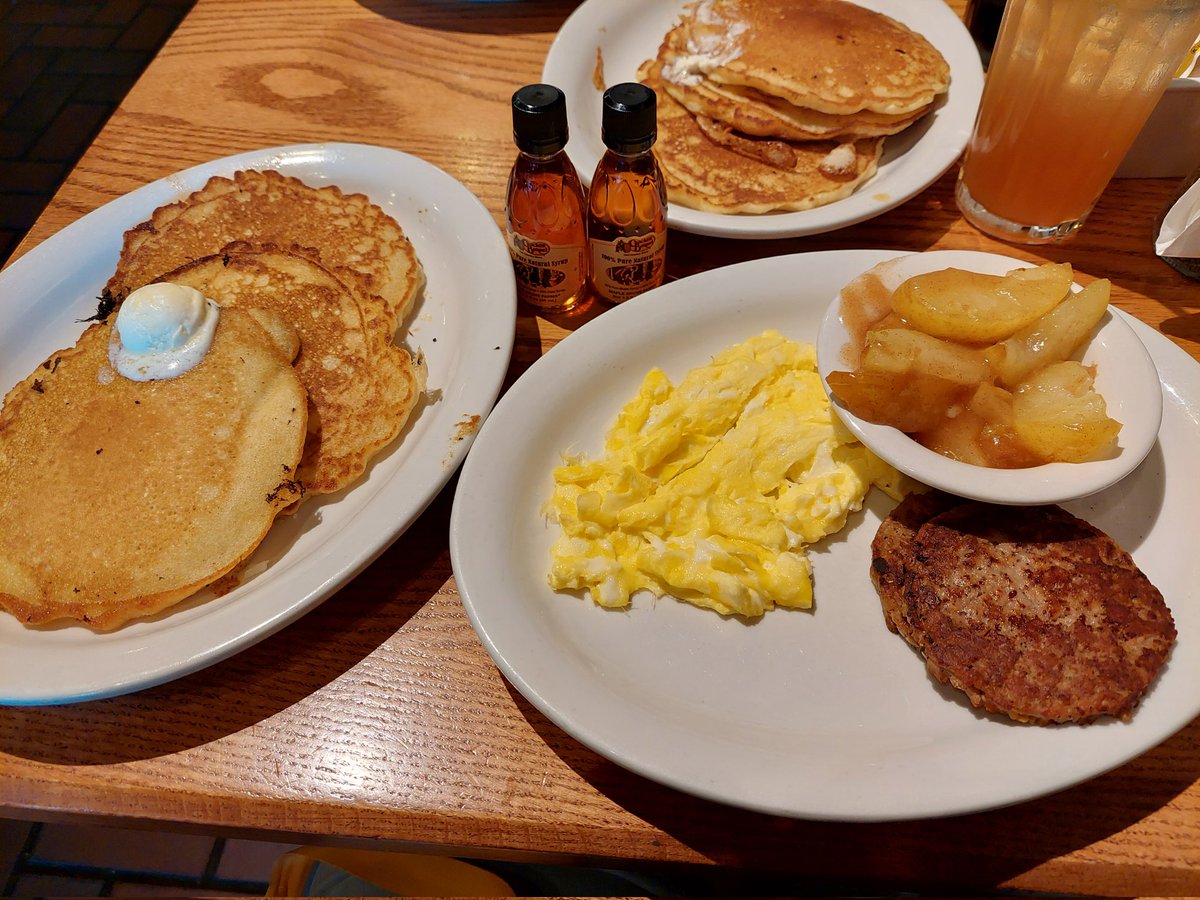 AbbyDazzle's tweet photo. When in Cracker Barrel, you get the @IAmJericho special! Mama's pancake breakfast with sausage (Impossible sausage for me) and an extra side of roasted apples. #NoSyrup #NoCream
@LeyHayley https://t.co/CD6e1qY9ks