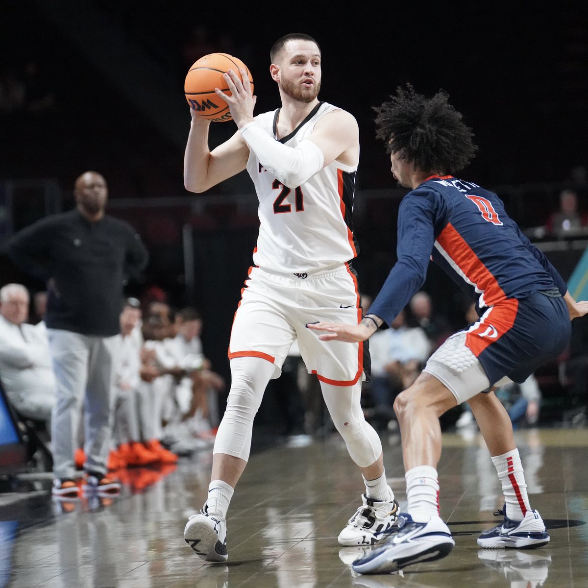 Pacific Men's Basketball tweet media