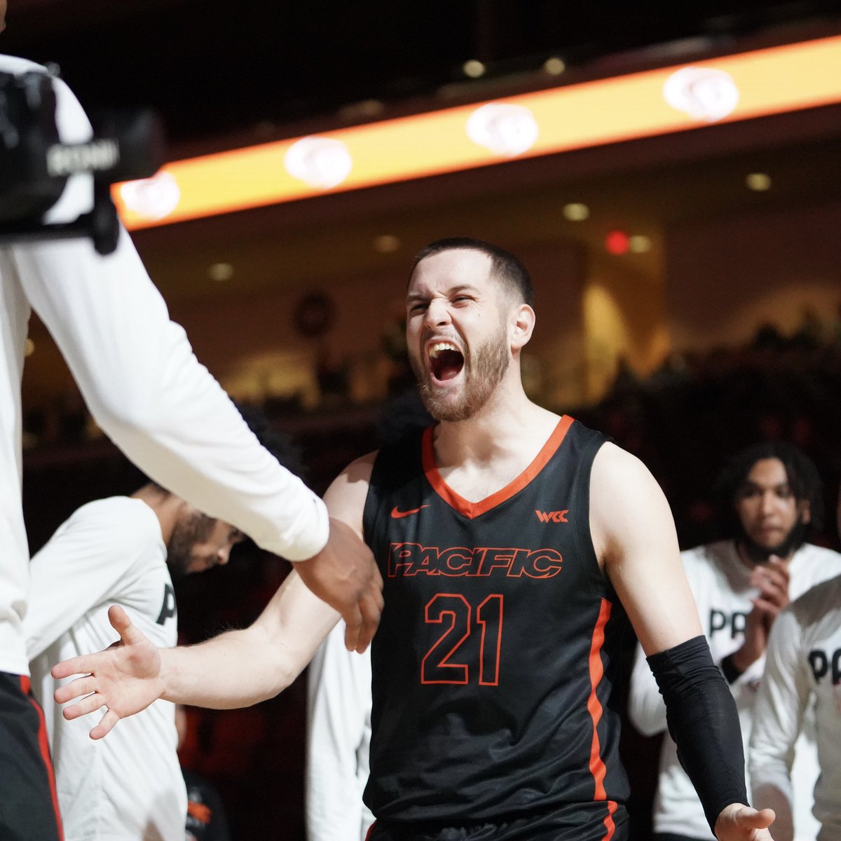 Pacific Men's Basketball tweet media