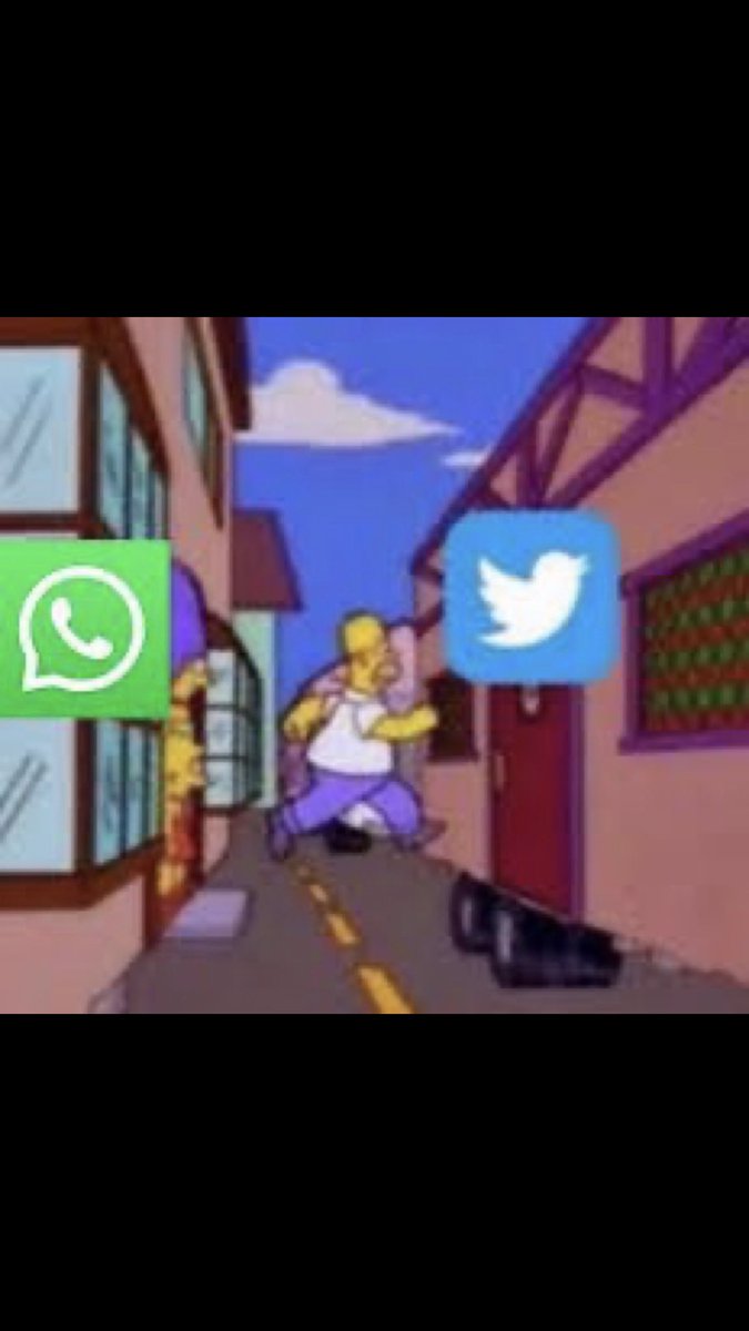 ComAlyy's tweet photo. Whatss app down 
#WhatsApp 
#WhatsApp 
#whatsappdown https://t.co/9rnJ5VQ9Mm