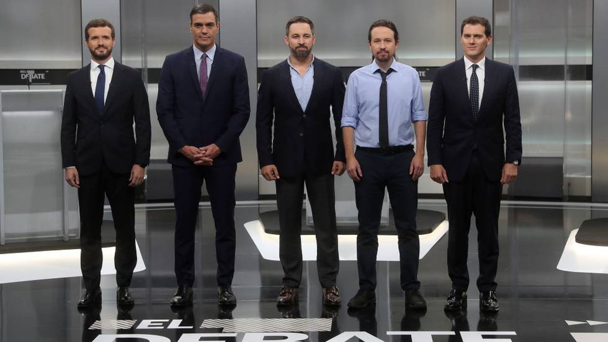 LauraViznes's tweet photo. Que haya una mujer en este debate electoral ya es un paso adelante desde el último en 2019
#DebateFinalRTVE https://t.co/nM6da0saJ0