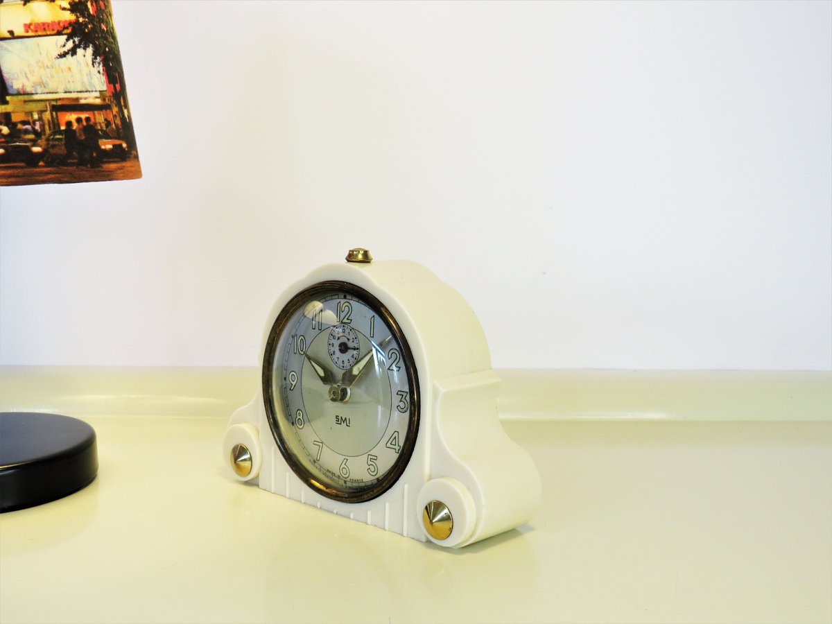 MaLanterne's tweet photo. Vintage Alarm Clock, French Art Deco SMI Bedhead Alarm Clock, Beige and Gold Color, Bakelite, Retro Home Decor, Made in France, 1930s https://t.co/Ga9Py9sYRO #Music #Summerdress #Retro #Home decor #Fashion #Jack Smith #Free shipping #Sales #GoldColor https://t.co/2uW0eIpA3a
